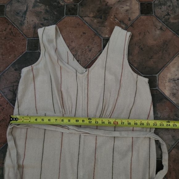WORLD MARKET SIZE XL. Sleeveless Cream Jumpsuit - Picture 3 of 11